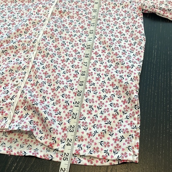 Vera Bradley
Floral Long Sleeve Button Front Pajama Set M - Picture 14 of 15